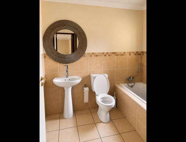 2 BEDROOM TOWNHOUSE FOR SALE IN ARUNDO ESTATE